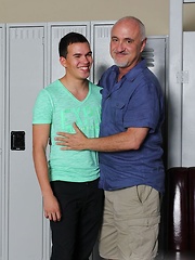 Liam Troy Serviced by Jake