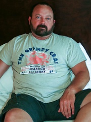 Sexy Nolen Richards from Texas does a great job showing of his hot PA cock
