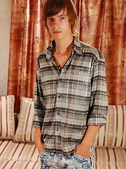 Hunky boy with carefully shaven cock filmed working his precious butt out