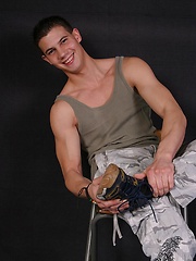 Cute college jock jacking off