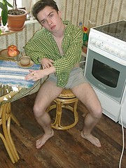 Hot twink amateur shoots on the kitchen
