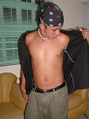 Naked oriental stud posing